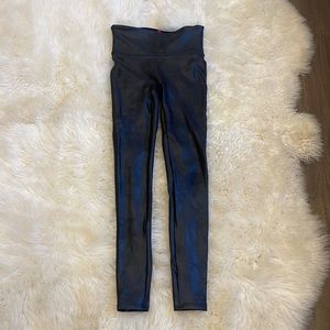 Spanx Faux Leather Legging - size Small
